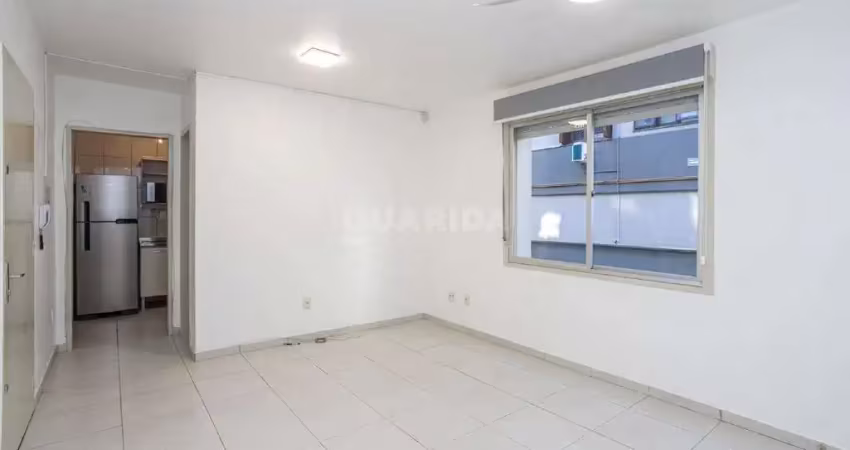 Kitnet / Stúdio para alugar na Avenida Coronel Lucas de Oliveira, Bela Vista, Porto Alegre