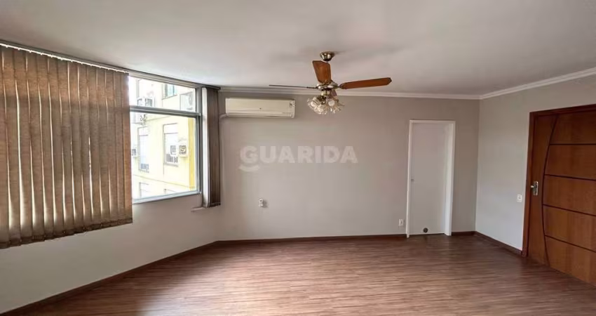 Apartamento semimobiliado com 2 dormitórios no bairro Tristeza