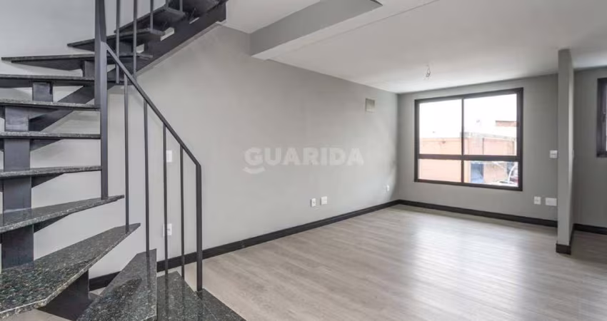 Apartamento no estilo duplex com 2 dormitórios no bairro Jardim Botânico - Porto Alegre/RS