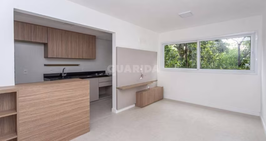Apartamento com 3 dormitórios e 2 vagas de garagem no bairro Partenon - Porto Alegre/RS