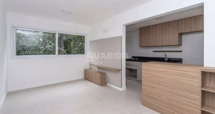 Apartamento com 3 dormitórios no bairro Partenon - Porto Alegre/RS
