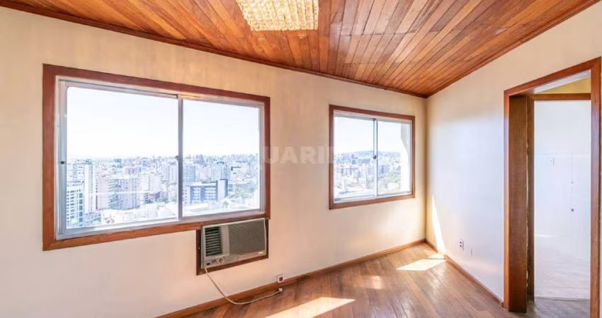Apartamento com ótima amplitude, 3 dormitórios, em andar alto, no bairro Centro Histórico.