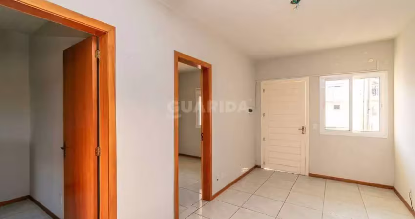 Casa residencial com 2 dormitórios e 1 vaga de garagem, no bairro hípica!