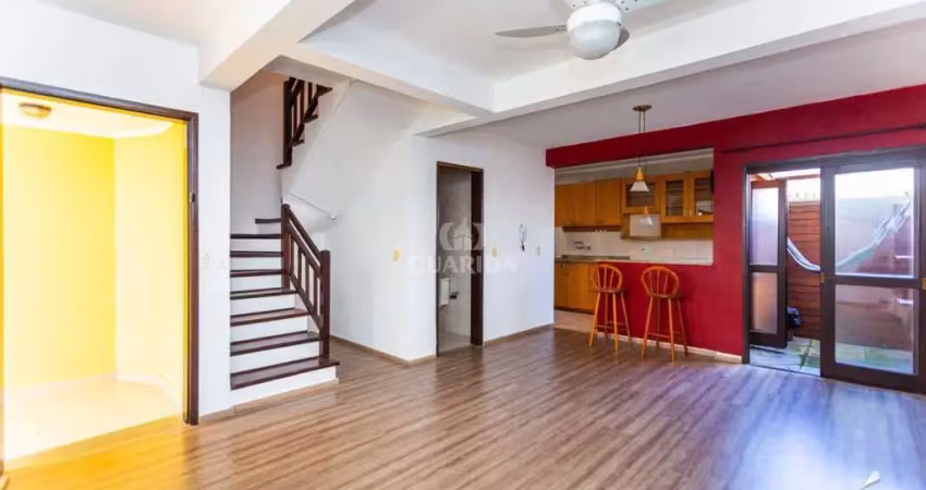 Casa com 3 dormitórios, sendo 1 suíte, no Bairro Teresópolis - Porto Alegre/RS