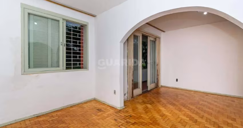 Apartamento com 3 dormitórios e 2 vagas de garagem no bairro Partenon!