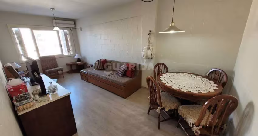 Apartamento mobiliado de 1 dormitório no bairro Bom Fim, com VAGA!