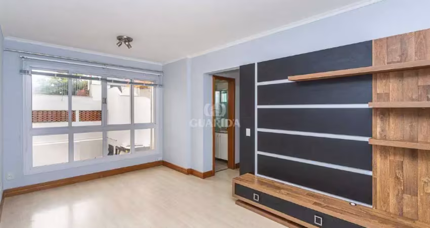 Apartamento com 2 dormitórios, semi mobiliado no bairro Boa Vista, com VAGA!