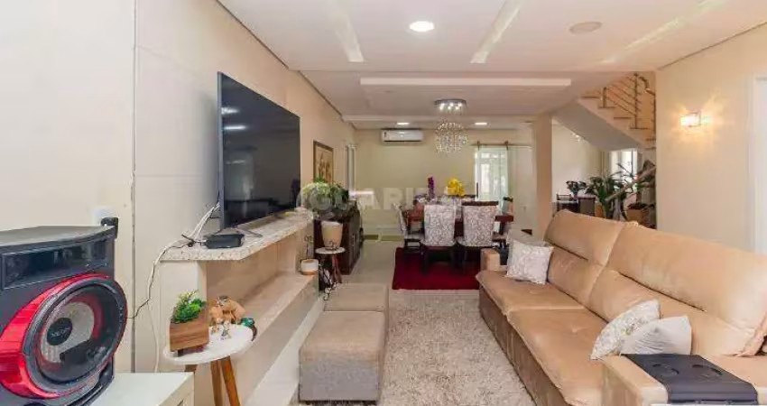 Casa residencial com pátio, 4 dormitórios, 2 vagas de garagem, no bairro partenon - porto alegre/rs