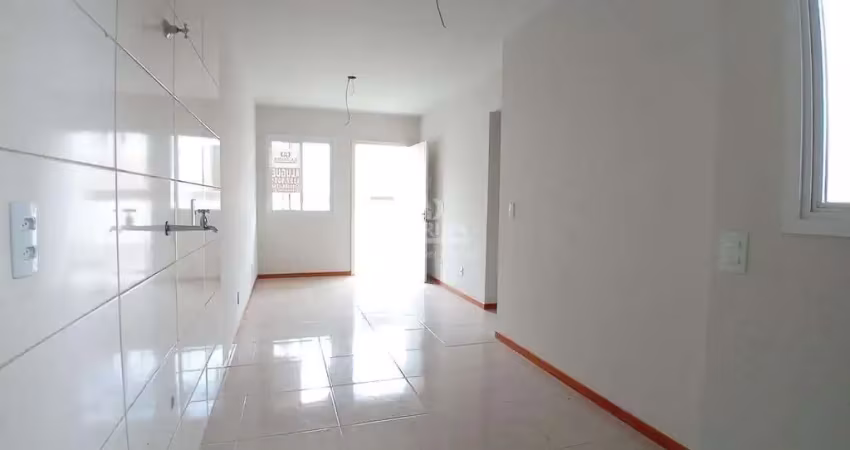 Casa em condomínio com 2 dormitórios e 1 vaga de garagem, no bairro hípica