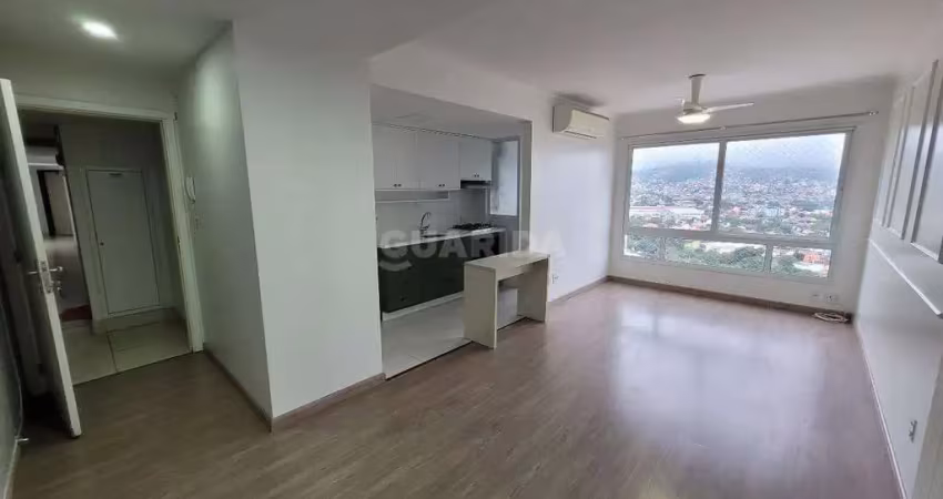 Apartamento com 3 dormitórios, sendo 1 suíte, e 2 vagas de garagem no bairro partenon