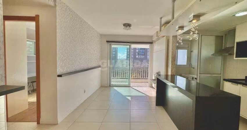 Apartamento semimobiliado com 2 quartos e vaga no jardim europa!
