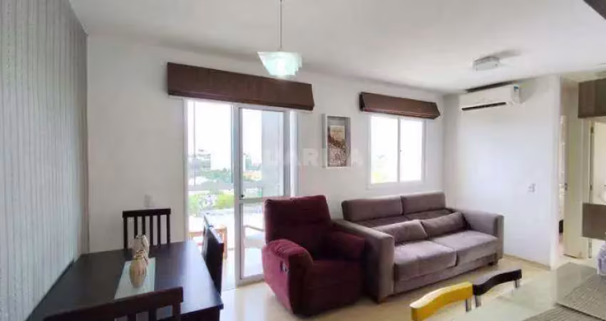 Apartamento semimobiliado com 2 dormitórios no bairro alto petrópolis!