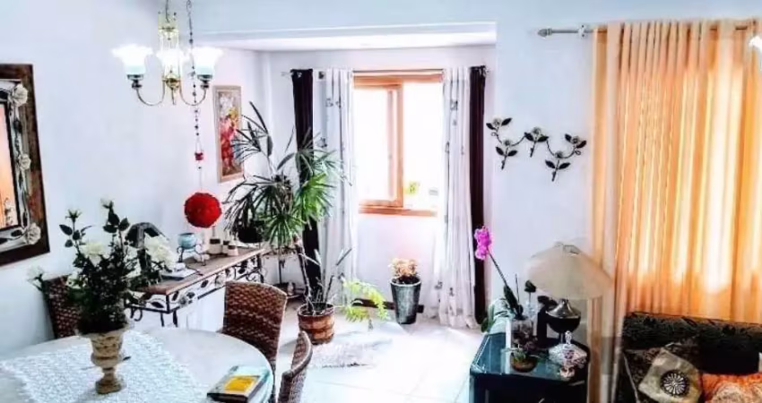Casa em condomínio com 3 dormitórios, sendo 1 suíte, para alugar no bairro cavalhada