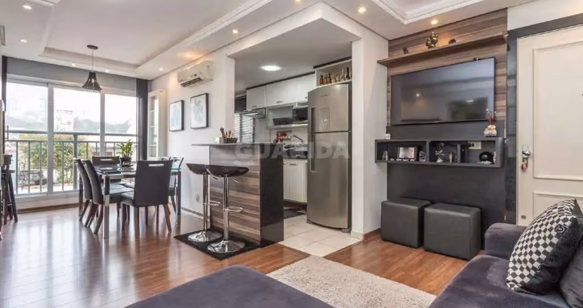 Amplo apartamento semimobiliado, 2 dormitórios, sendo 1 suíte – pronto para morar!