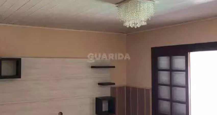 Casa residencial com 2 dormitórios para alugar no bairro jardim do salso.