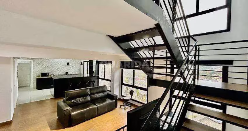 Apartamento duplex mobiliado com 3 dormitórios, sendo 1 suíte, para alugar no bairro cristal - porto alegre/rs