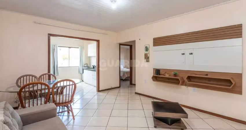 Apartamento mobiliado com 2 dormitórios e 1 vaga coberta no bairro alto petrópolis.