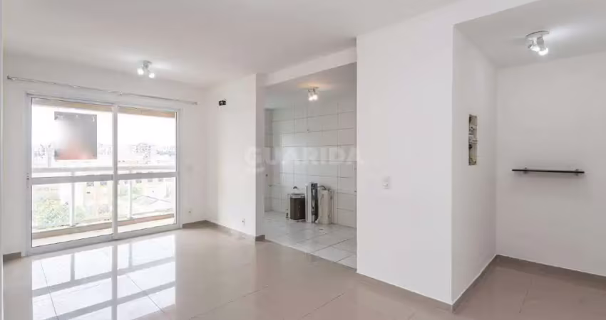 Apartamento com 2 dormitórios, sacada e 1 vaga de garagem no rossi fiateci