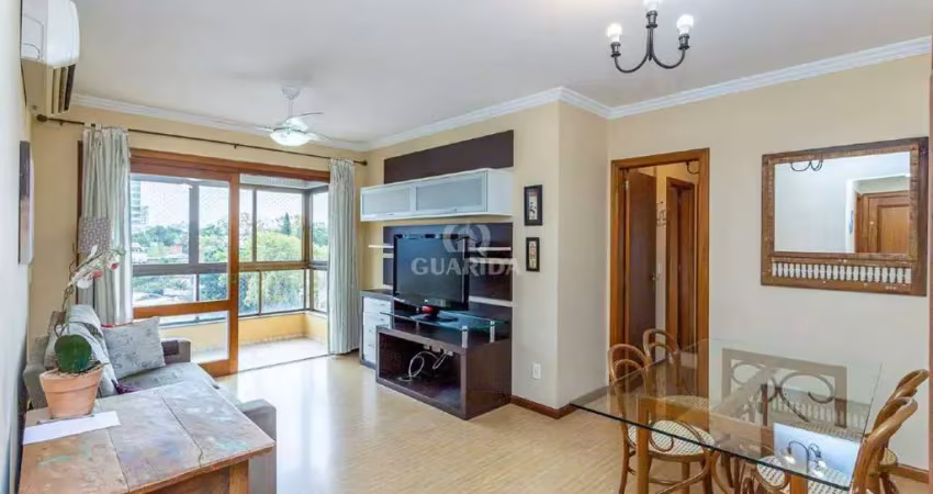 Apartamento mobiliado com 2 dormitórios e 1 vaga dupla de garagem, no bairro bela vista.