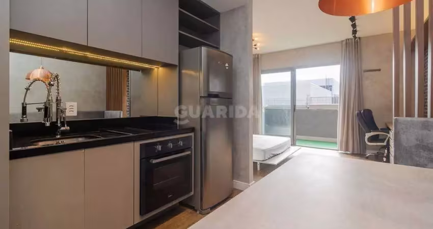 Apartamento estilo loft mobiliado, com terraço no bairro teresópolis!