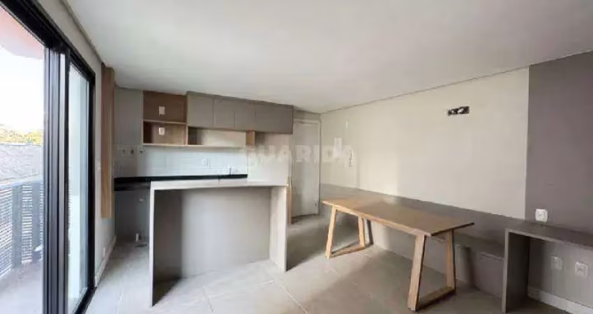 Apartamento com 1 dormitório para alugar no bairro cidade baixa.