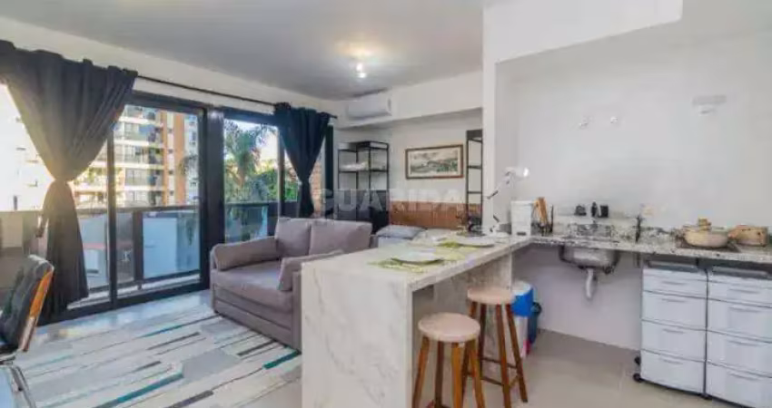 Apartamento estilo loft, mobiliado, com 1 vaga de garagem no bairro boa vista