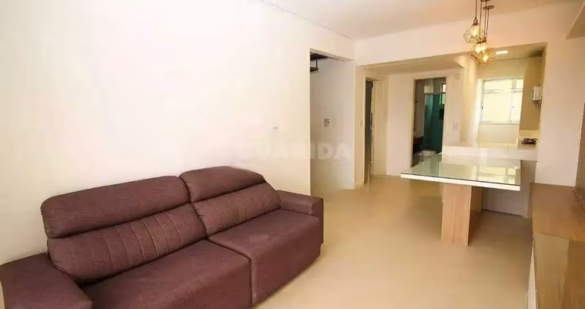 Cobertura com 2 quartos e vaga de garagem no centro histórico!