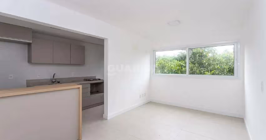 Apartamento de 3 dormitórios no bairro santana em porto alegre.