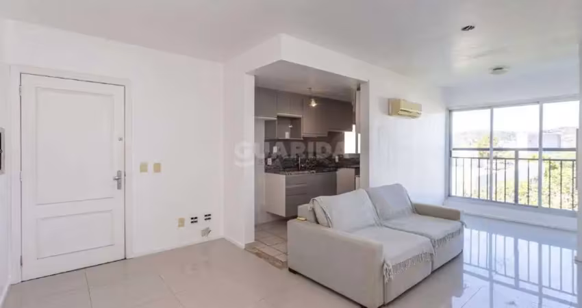 Apartamento semi mobiliado com 2 dormitório, sendo 1 suíte e 2 vagas no bairro central park.