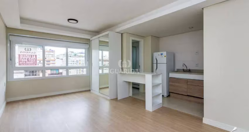 Apartamento semi mobiliado, estilo loft no bairro bom fim com vaga coberta!