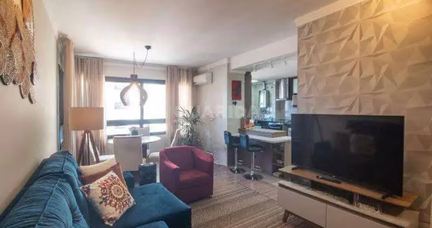 Apartamento com 2 dormitórios, sendo 1 suíte, para alugar no bairro menino deus.