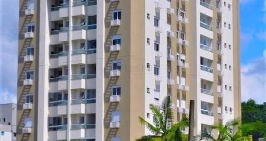 Apartamento à venda com 3 dormitórios (1 suíte) e 2 vagas em Blumenau/SC