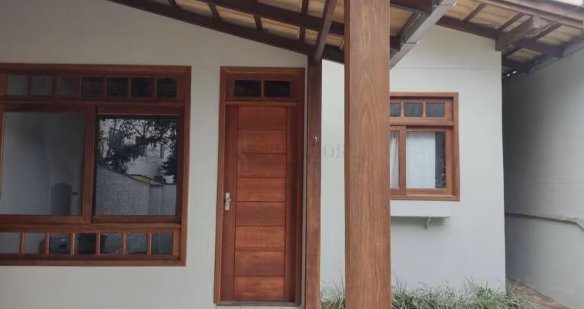 Casa com 3 dormitórios sendo 1 suíte à venda no bairro Escola Agrícola em Blumen