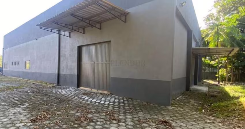 Galpão com 700 m2 disponível para locação no bairro Rio Morto em Indaial-SC.