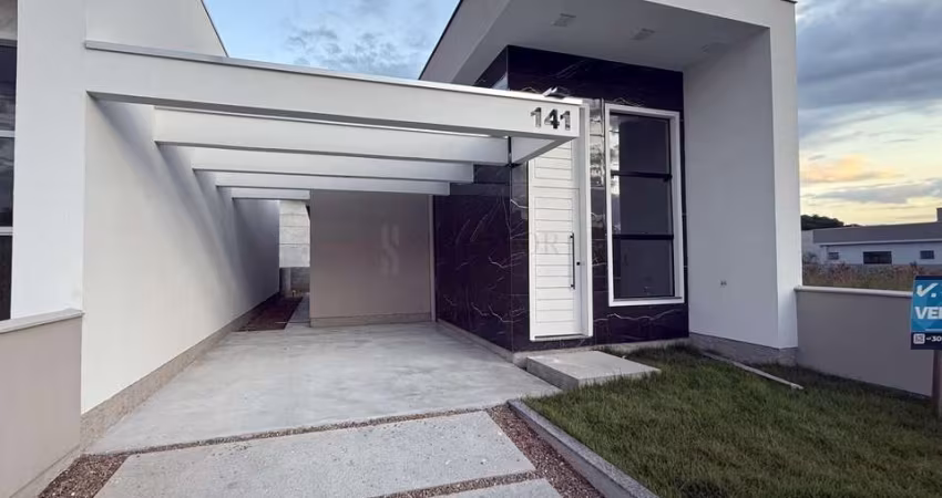 Casa à venda com 2 dormitórios sendo 1 suíte no bairro Benedito em Indaial - SC