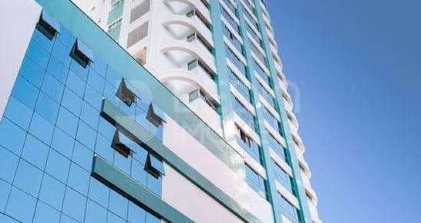 Apartamento 03 suítes Ed. Delatorre a venda Balneário Camboriú