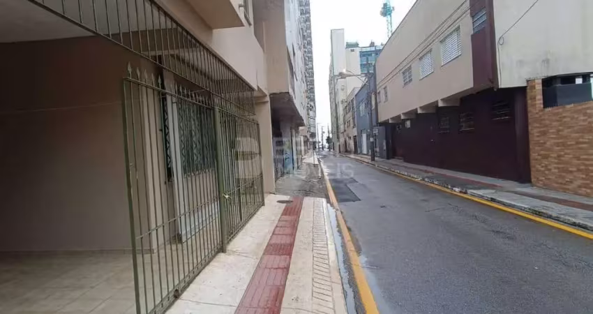 Apartamento com 2 quartos para alugar na Rua 1900, 150, Centro, Balneário Camboriú