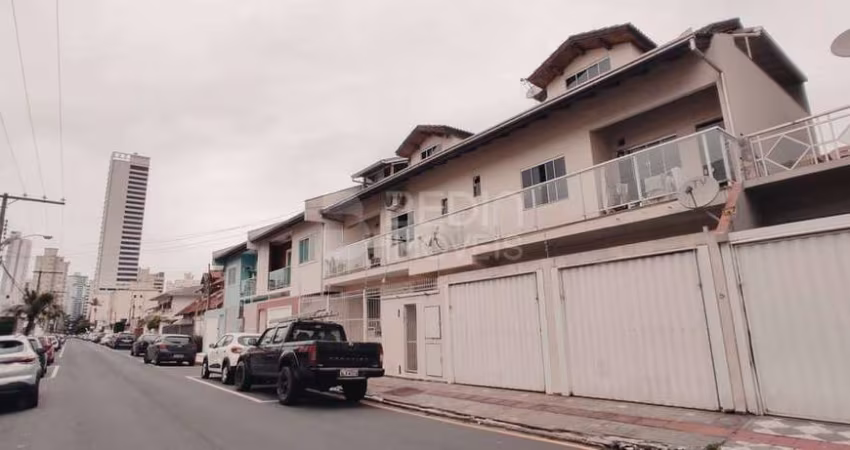 Casa a venda Centro Balneário Camboriú