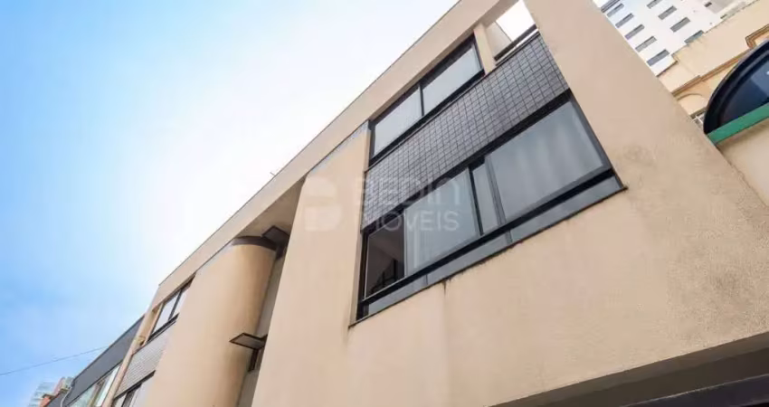 Sobrado triplex 03 dormitórios a venda quadra mar balneário camboriú