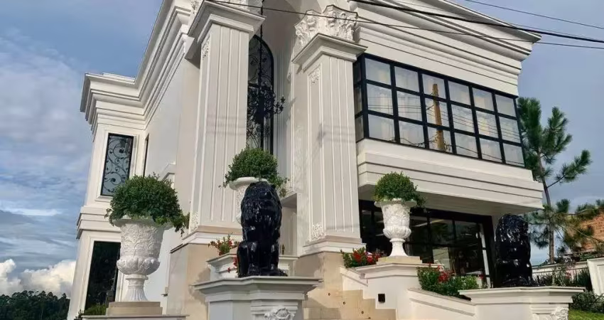Casa com 5 quartos à venda na Rua Joaquim Garcia, Centro, Camboriú