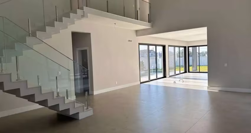 Casa com 5 quartos à venda na Rua Ivo José Rebello, 610, Santa Regina, Camboriú