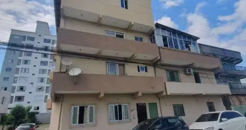 Casa à venda na Rua Pindaíba, 397, Tabuleiro, Camboriú