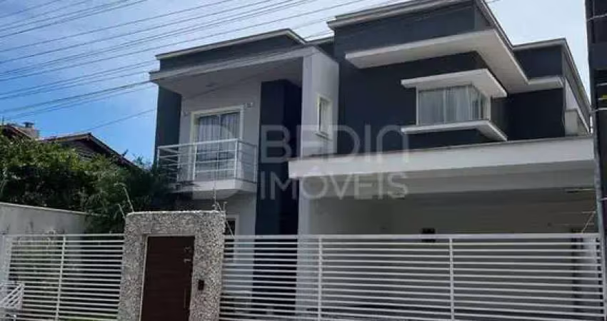Casa a venda Centro Camboriú