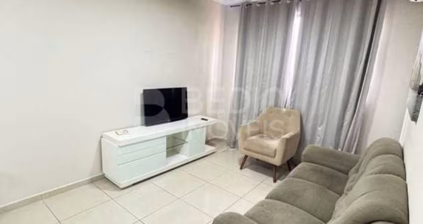 Apartamento 02 dormitórios anual Centro Balneário Camboriú