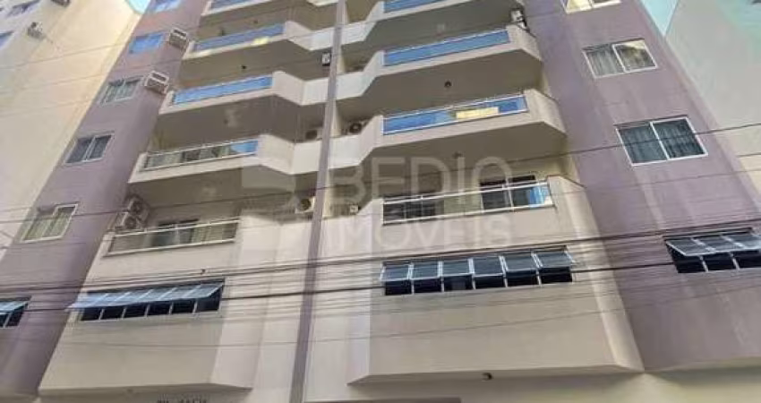 Apartamento locação anual Centro Balneário Camboriú 02 dormitórios