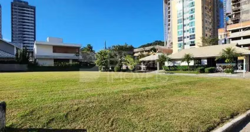 Terreno 786m² condomínio fechado horizontal da brava