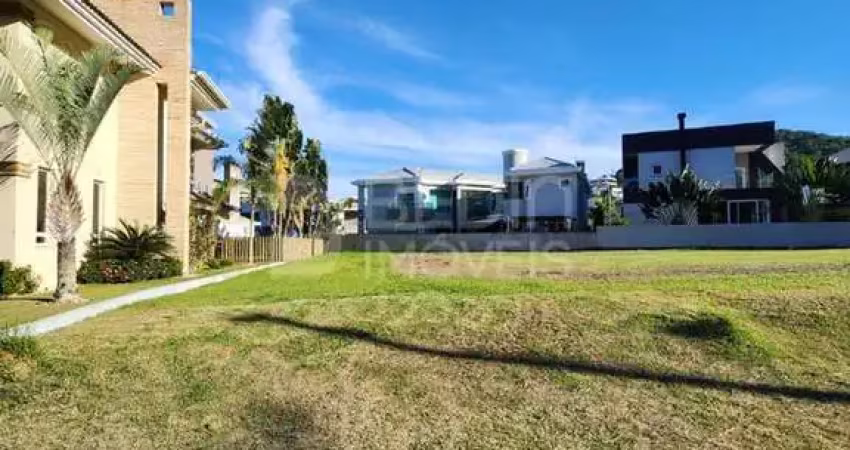 Terreno a venda condomínio fechado horizontal da brava