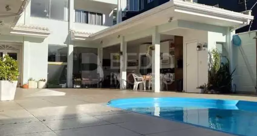 Casa 04 dormitórios a venda centro balneário camboriú