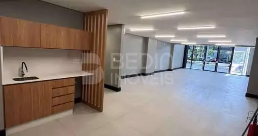 Sala comercial locação 139m² praia dos amores wescole oral unic