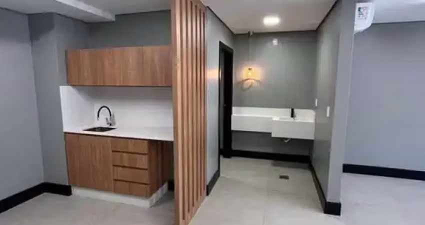 Sala comercial locação 139m² praia dos amores wescole oral unic